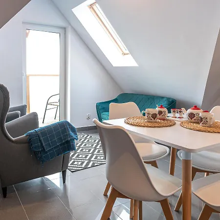 Apartament Velo *